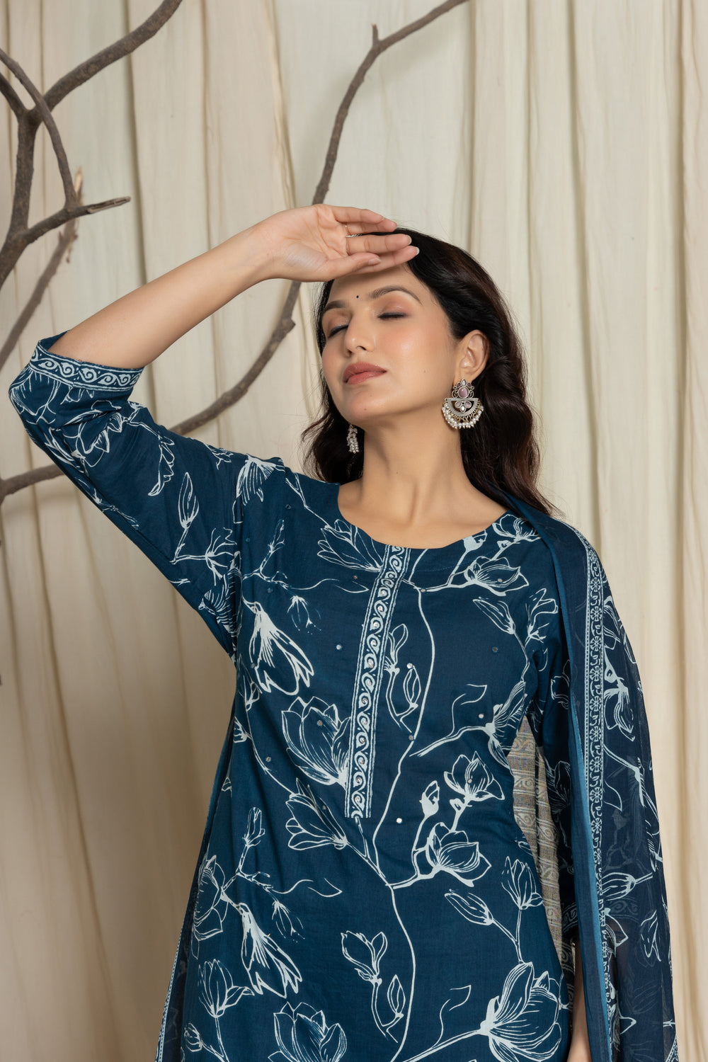 Elevate Botanical Printed Ethnic Kurta Set