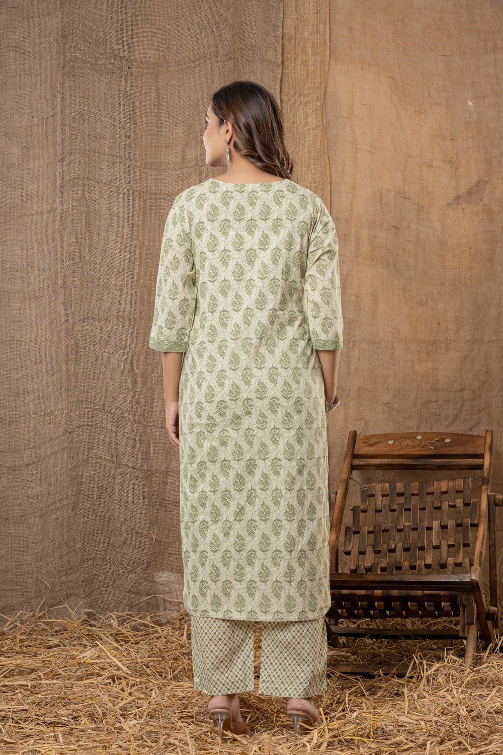 Elevate Ethnic Leaf Motif Women’s Kurta Set