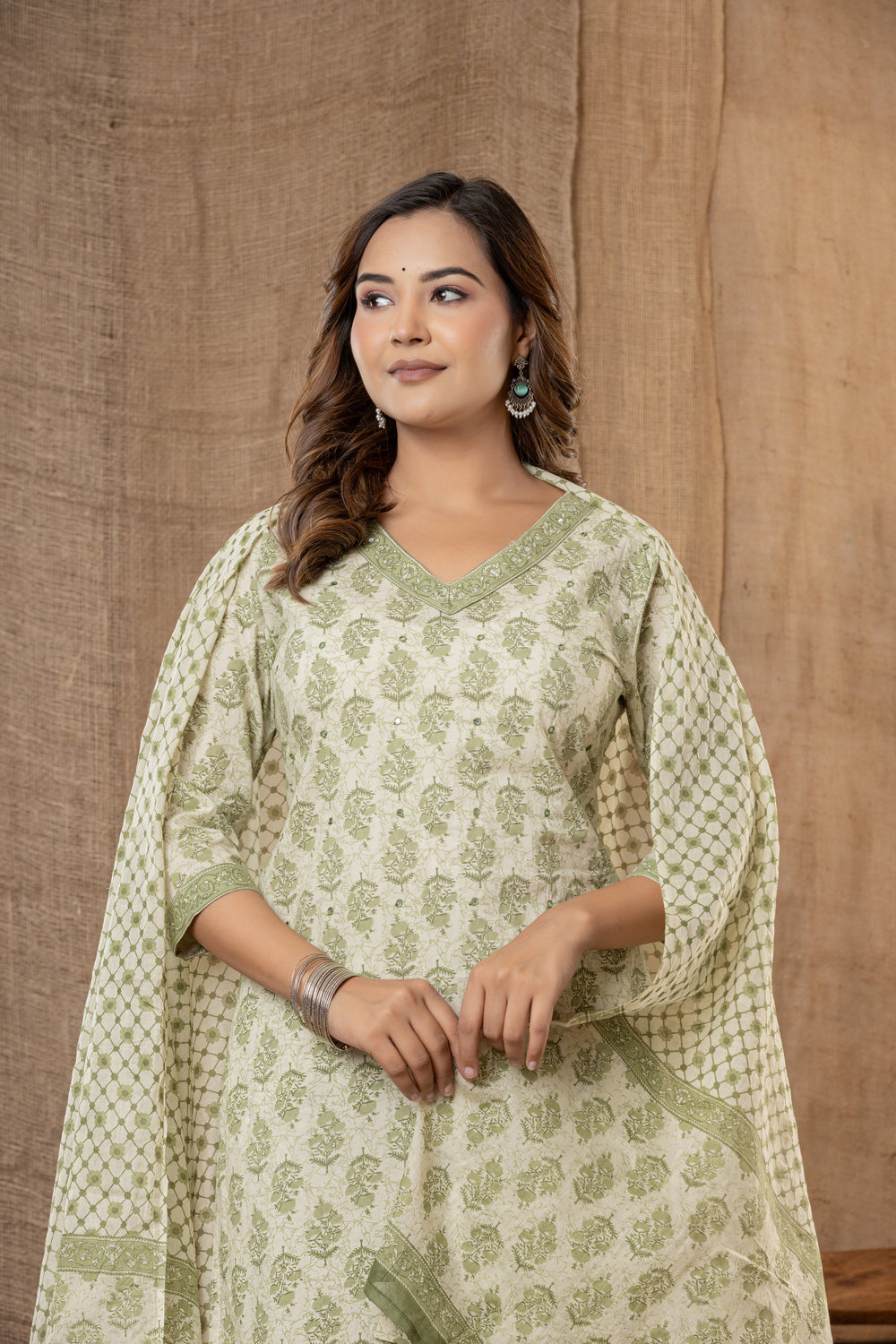 Elevate Ethnic Leaf Motif Women’s Kurta Set