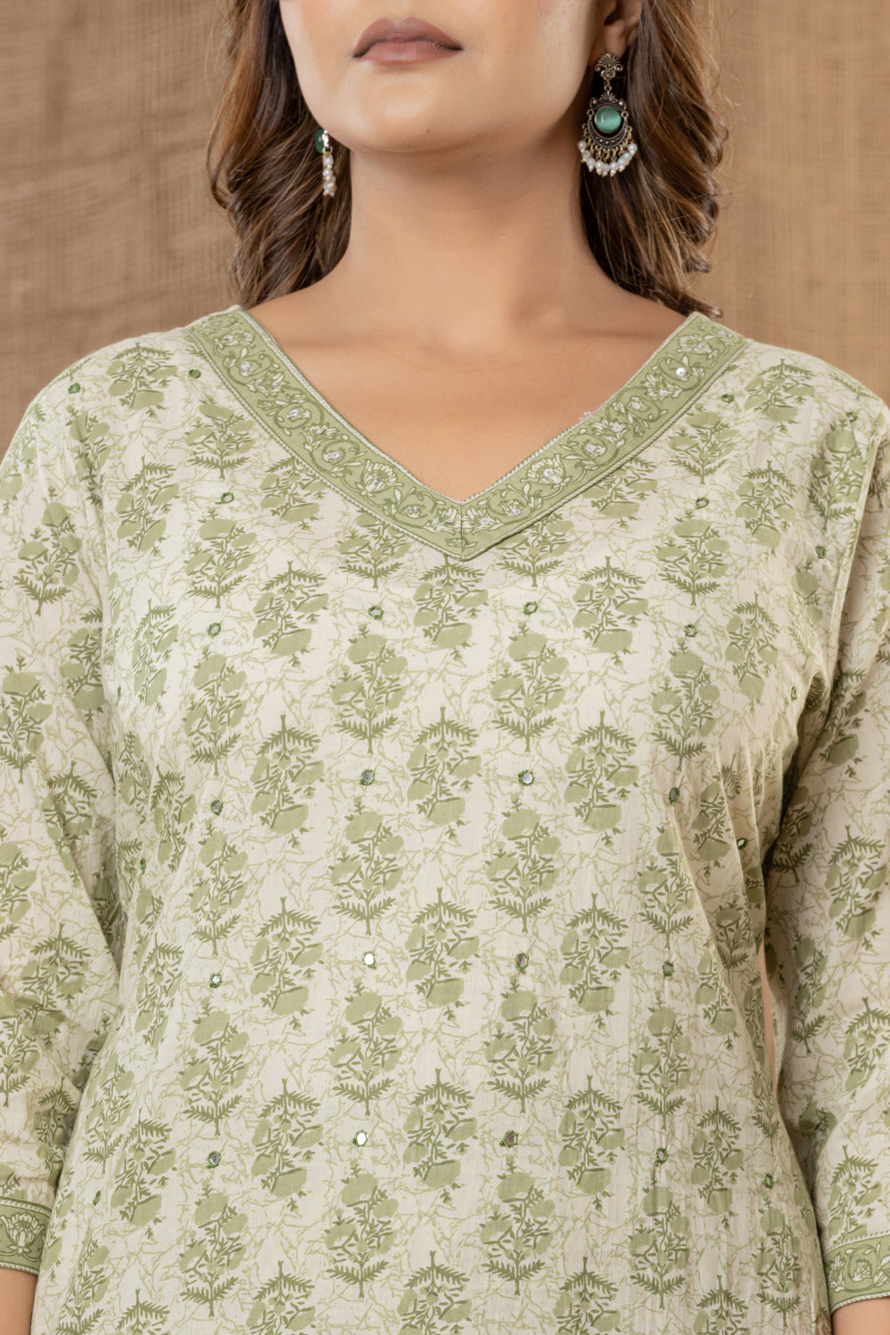 Elevate Ethnic Leaf Motif Women’s Kurta Set