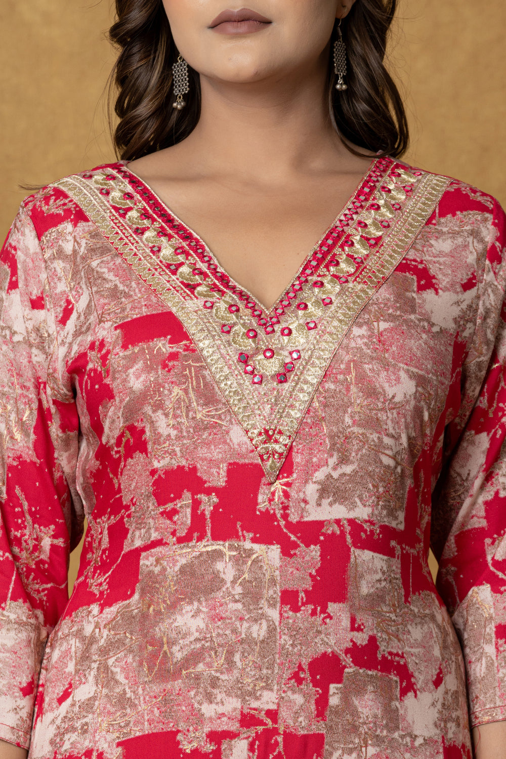 Elevate Modern Abstract Design Three-Quarter Sleeve Kurta