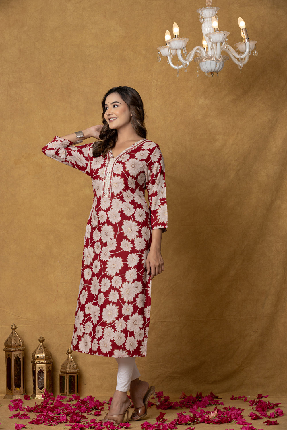 Elevate Bold Floral Printed Straight Kurta
