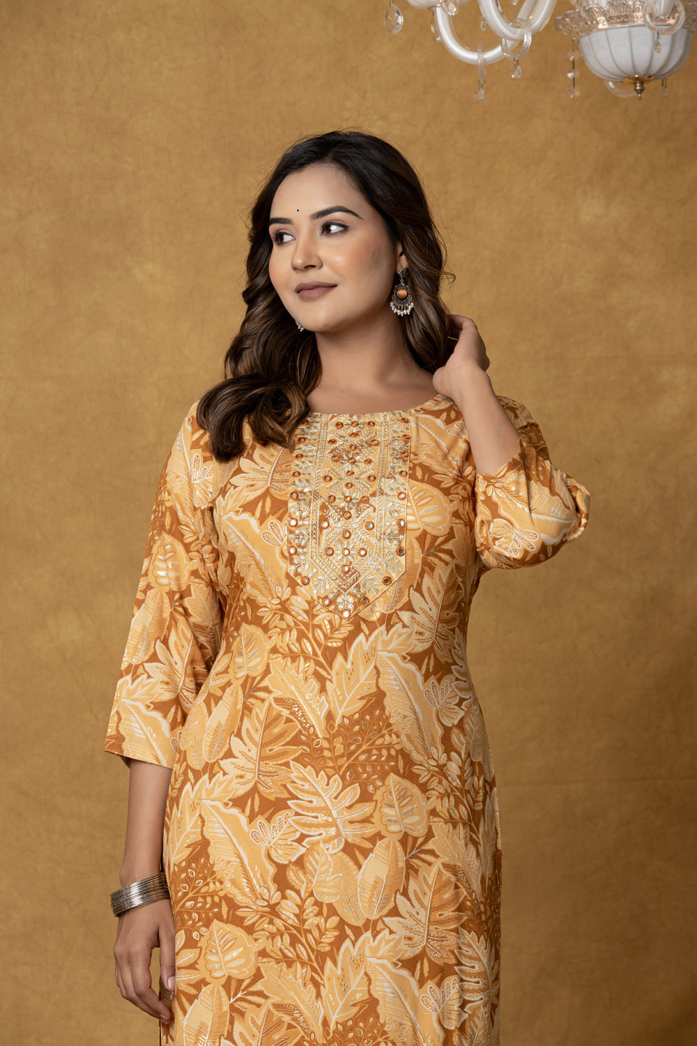 Elevate All-Over Leaf Print Straight Fit Kurta