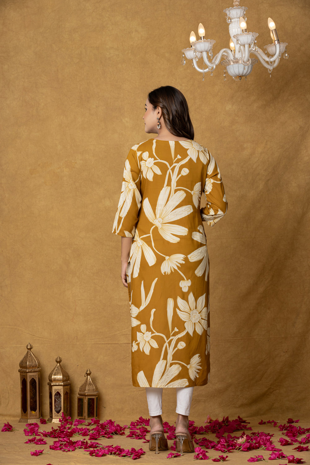 Elevate Oversized Floral Printed Straight Kurta