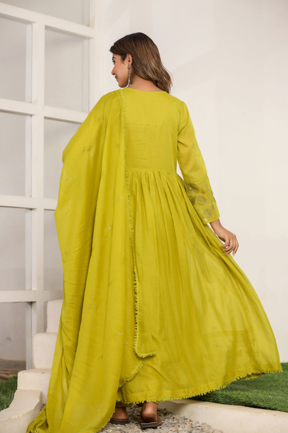Soul Armor Embroidered Anarkali Kurtaa Set