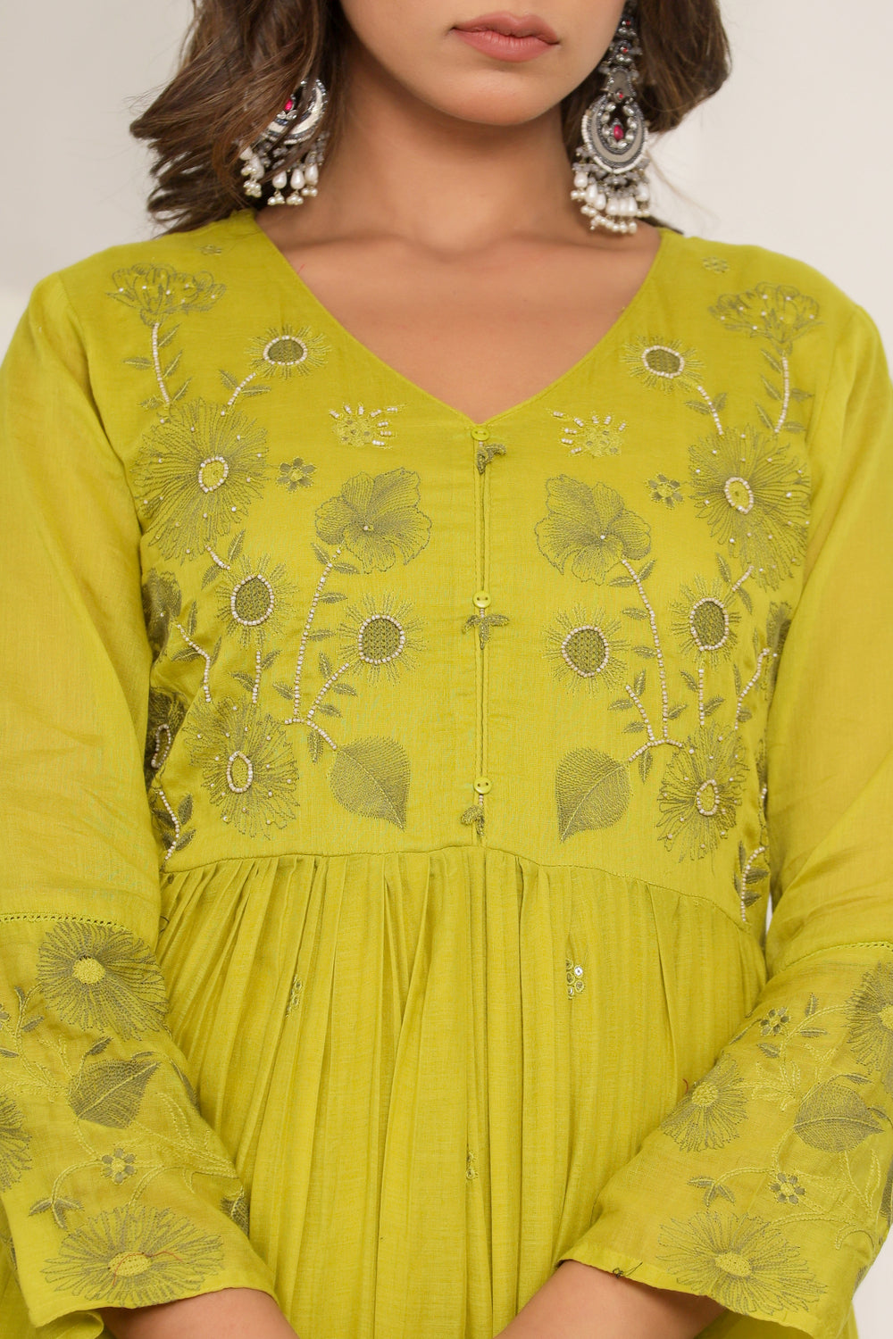 Soul Armor Embroidered Anarkali Kurtaa Set