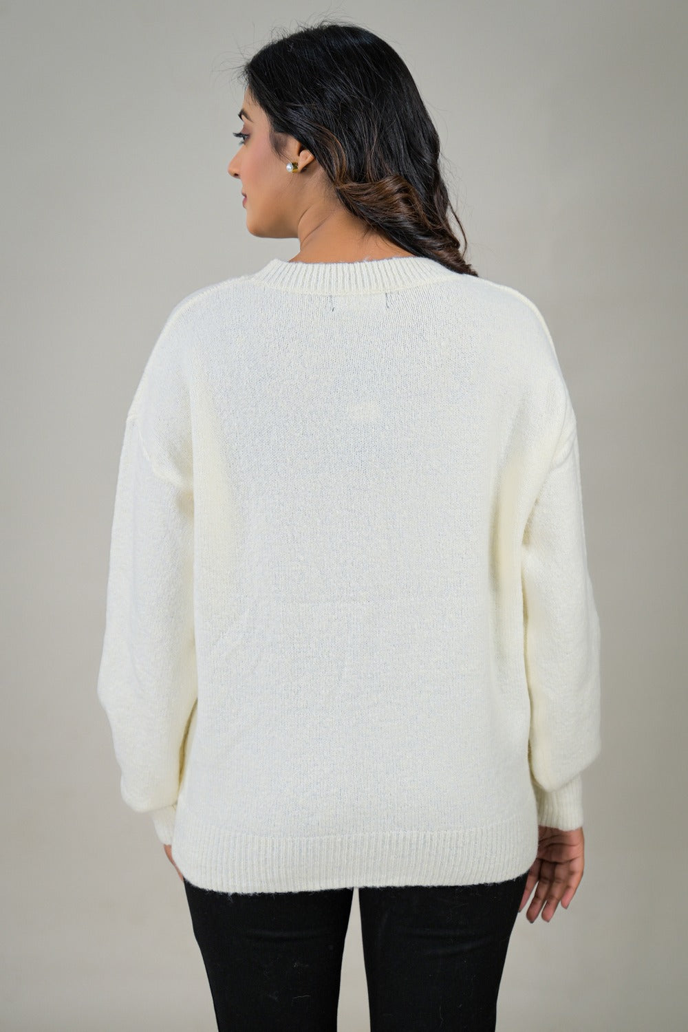 Soul Armor Soft Full Sleeve Knit Sweater with Embroidered Detail