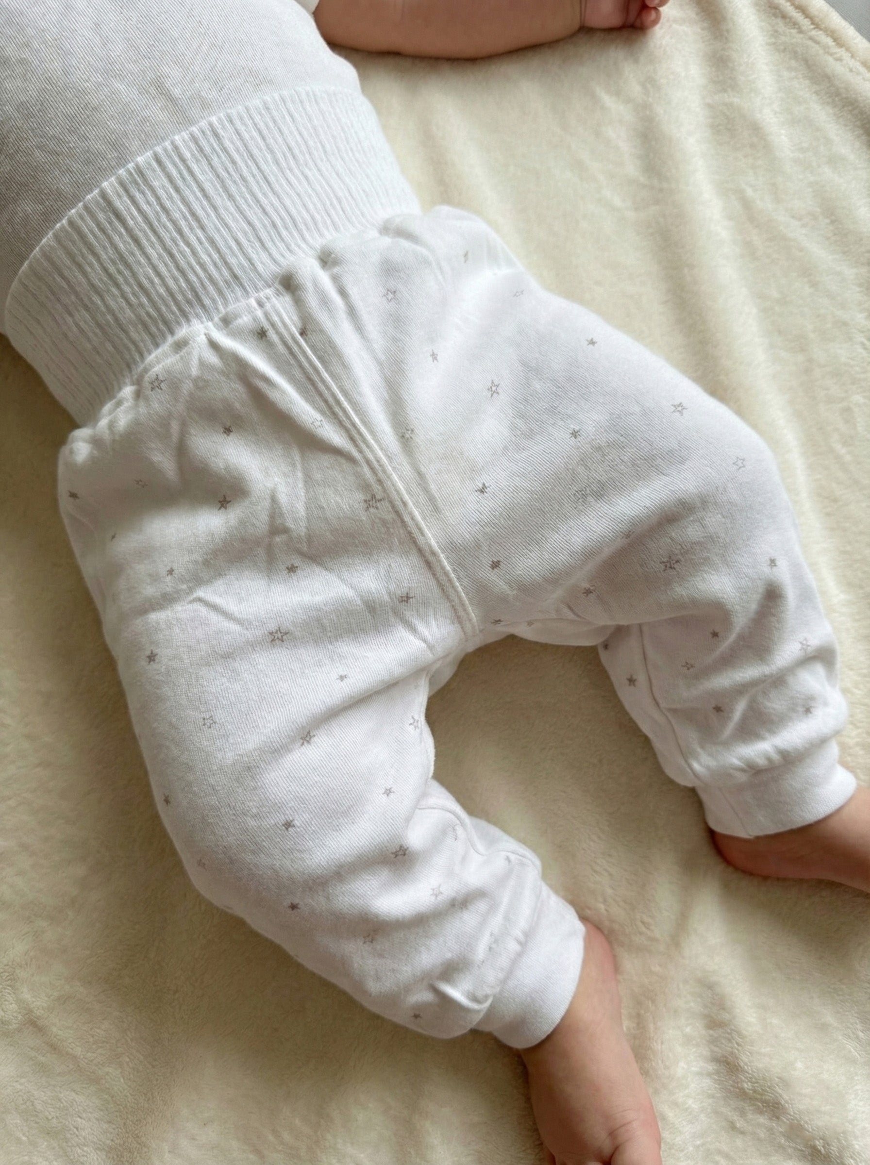 Vats Lil Luxe Unisex Baby Micro-Print Elastic Waist Bottom