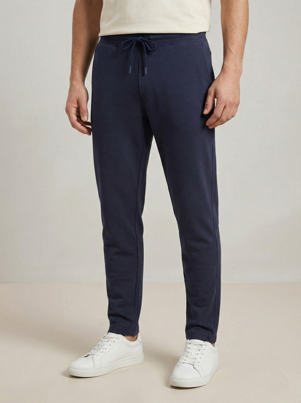 On-Vers Mens Solid Casual Track Pant.