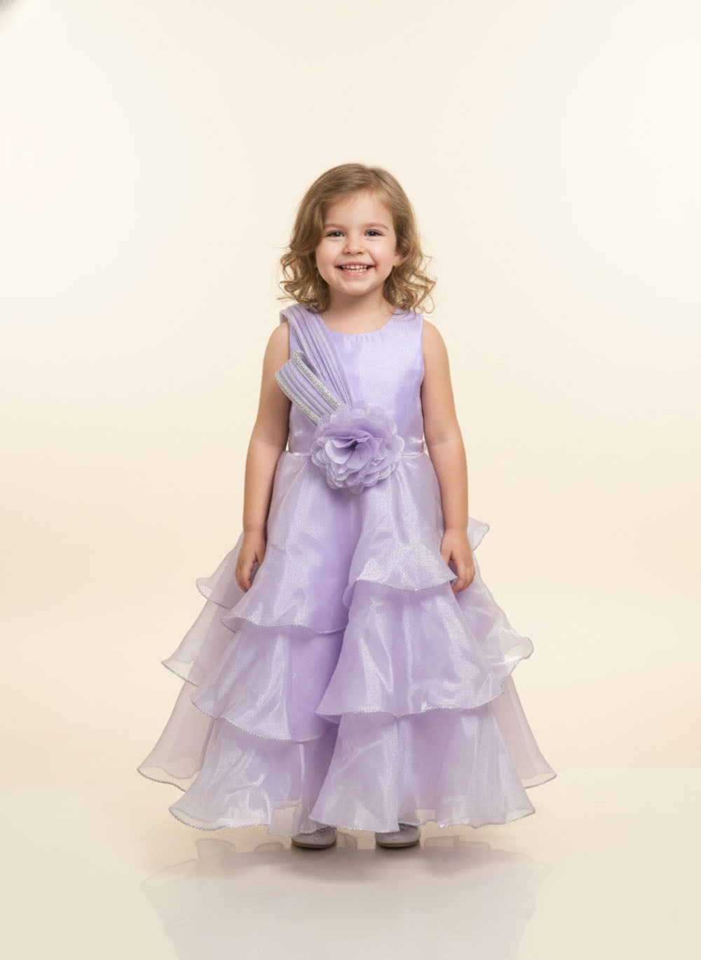Katibi elegant purple occasion gown.