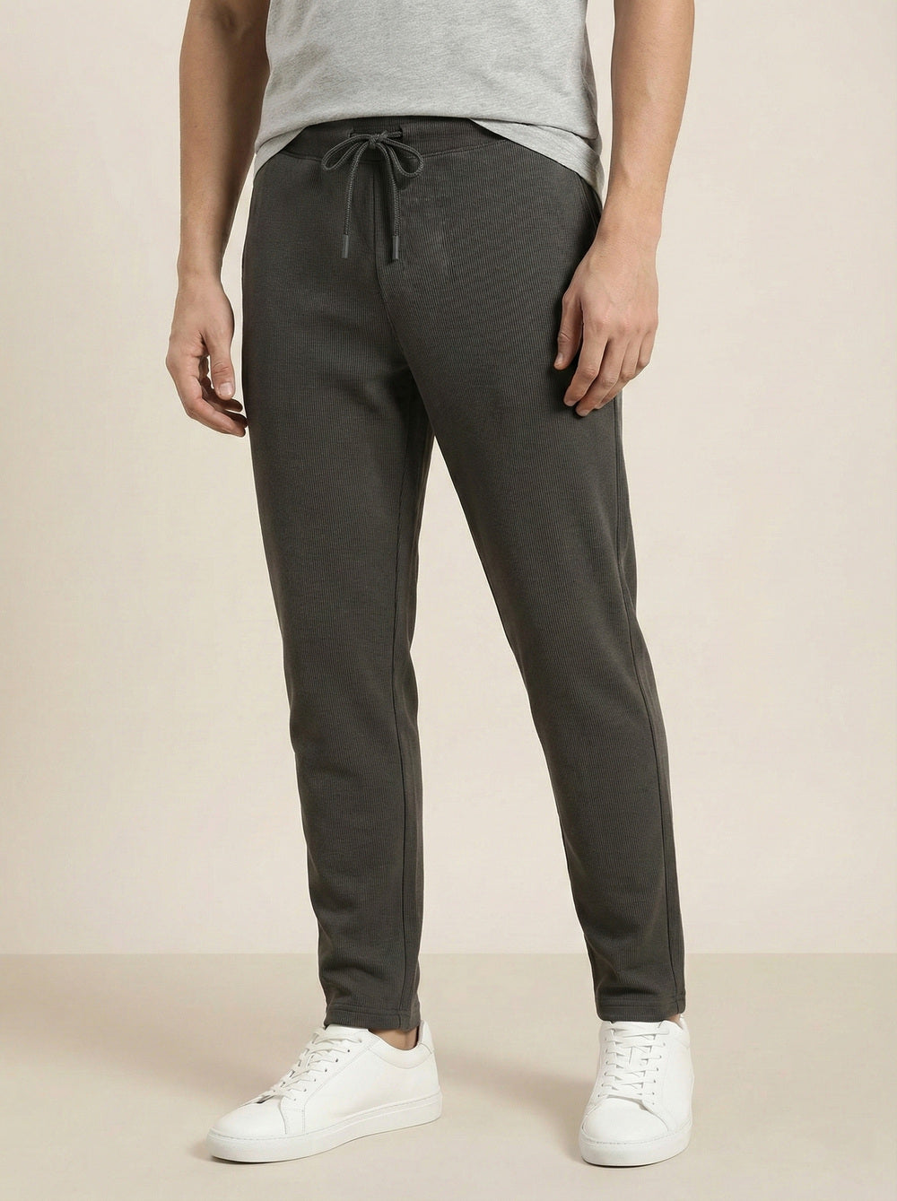 On-Vers Mens Solid Casual Track Pant.