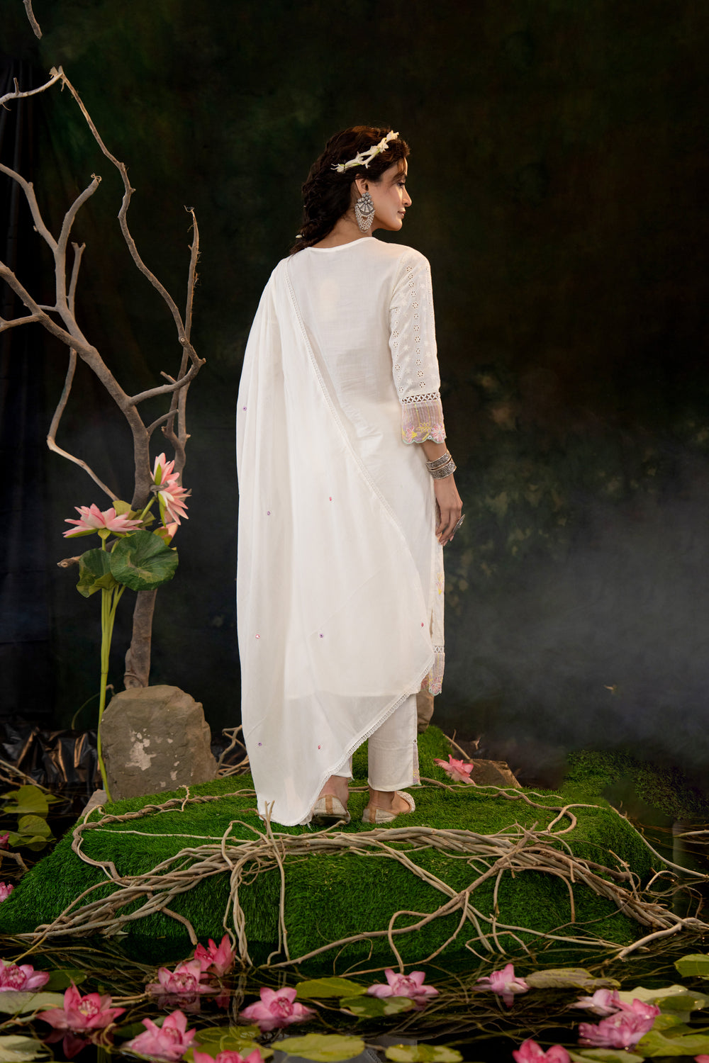 Soul Armor Floral Embroidered Kurta Set