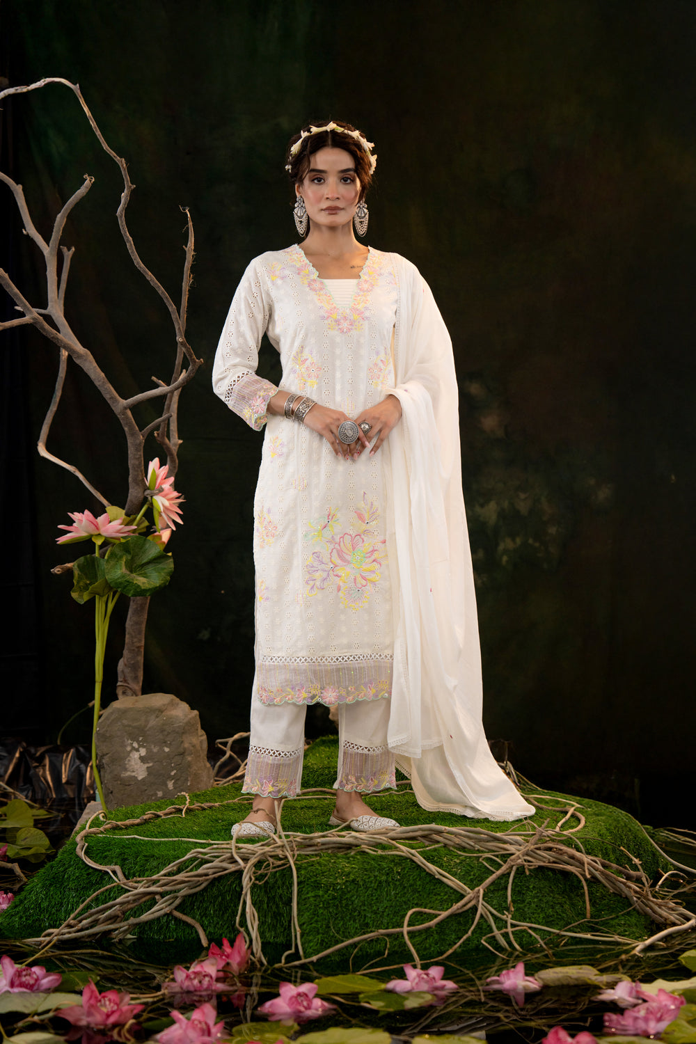 Soul Armor Floral Embroidered Kurta Set