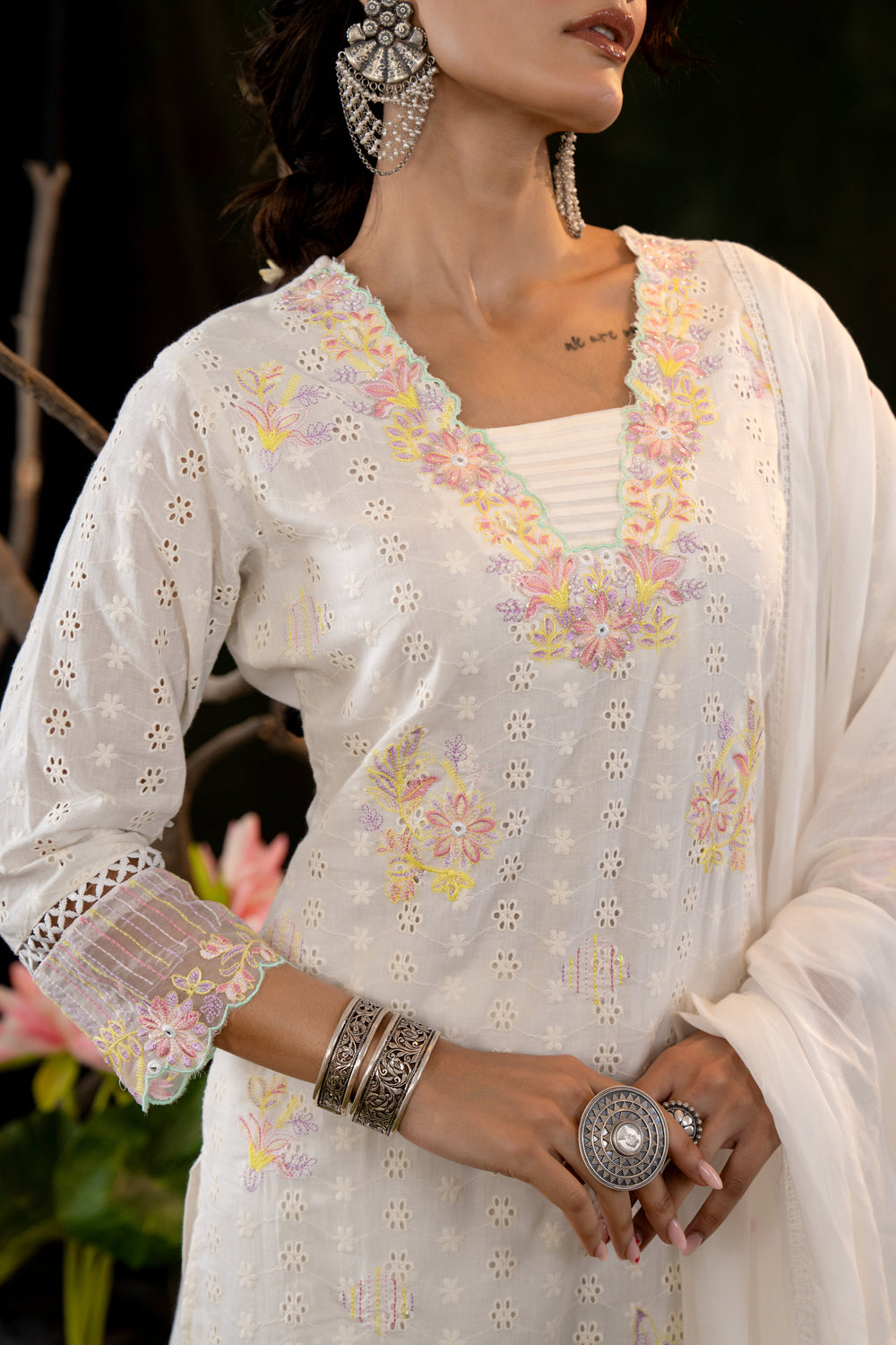Soul Armor Floral Embroidered Kurta Set