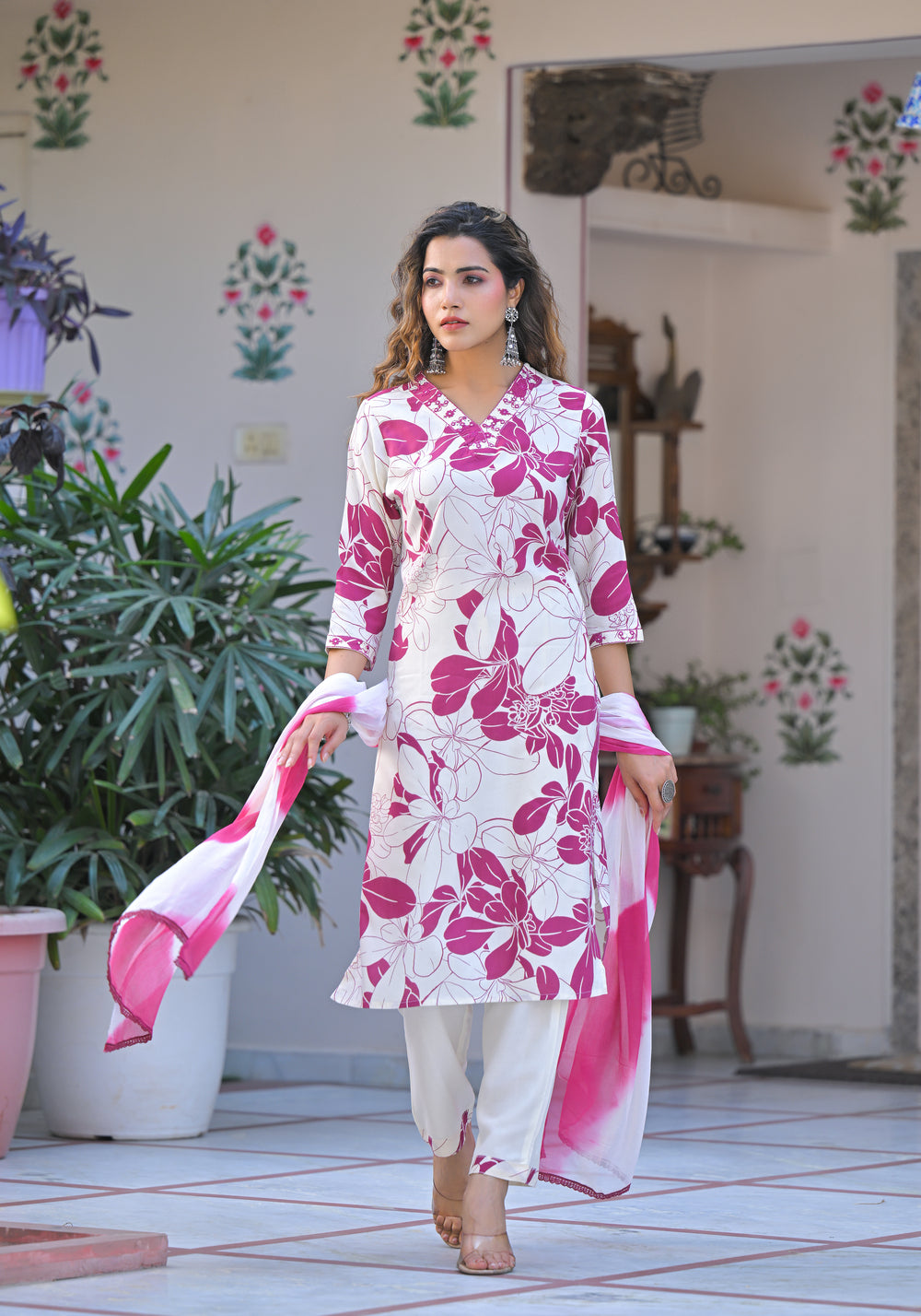 Soul Armor Floral Printed Kurta Pant Dupatta Set