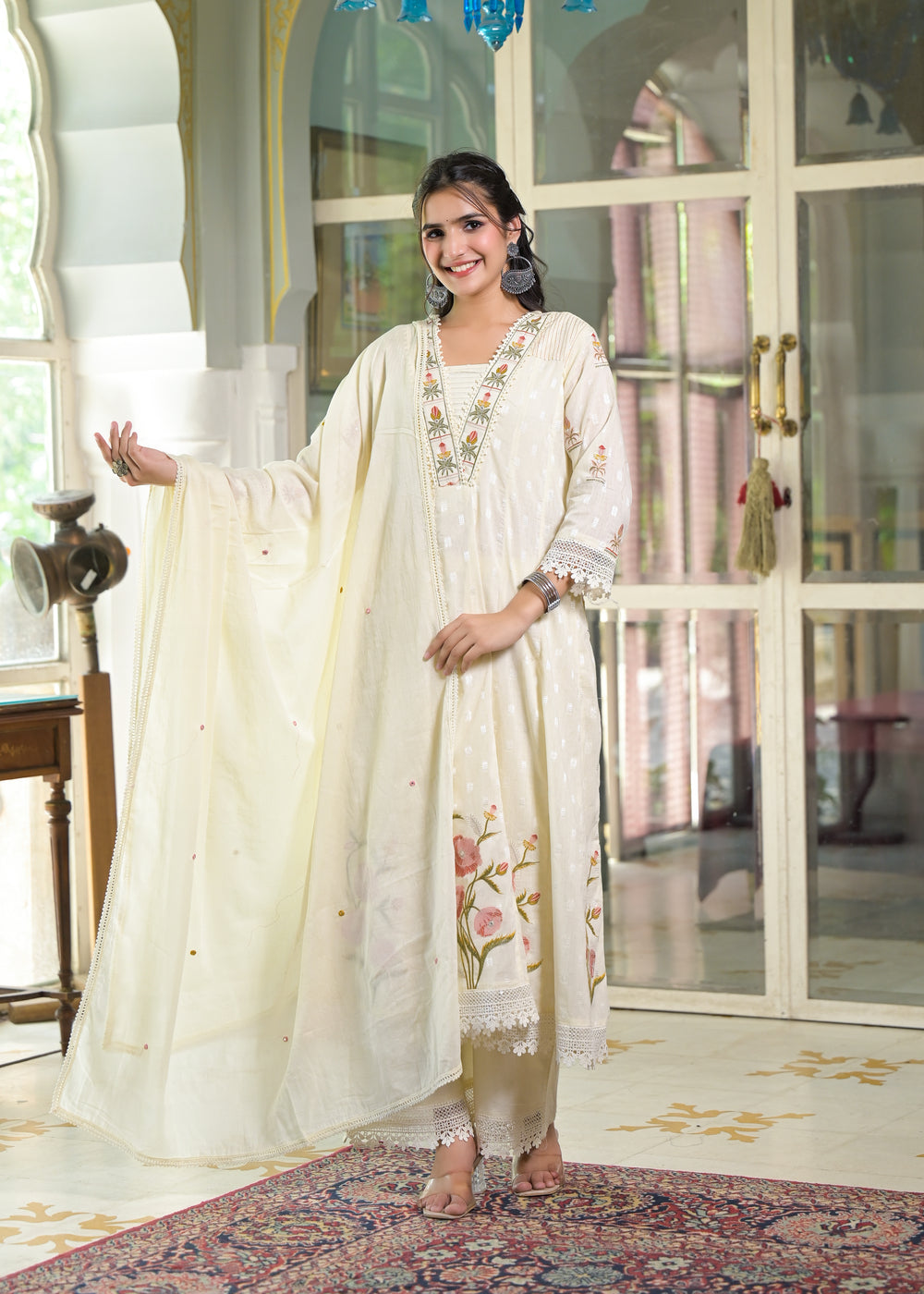 Soul Armor Elegant Embroidered Kurta Set