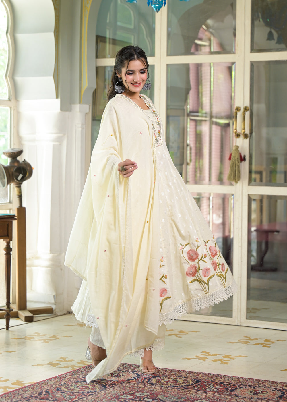 Soul Armor Elegant Embroidered Kurta Set