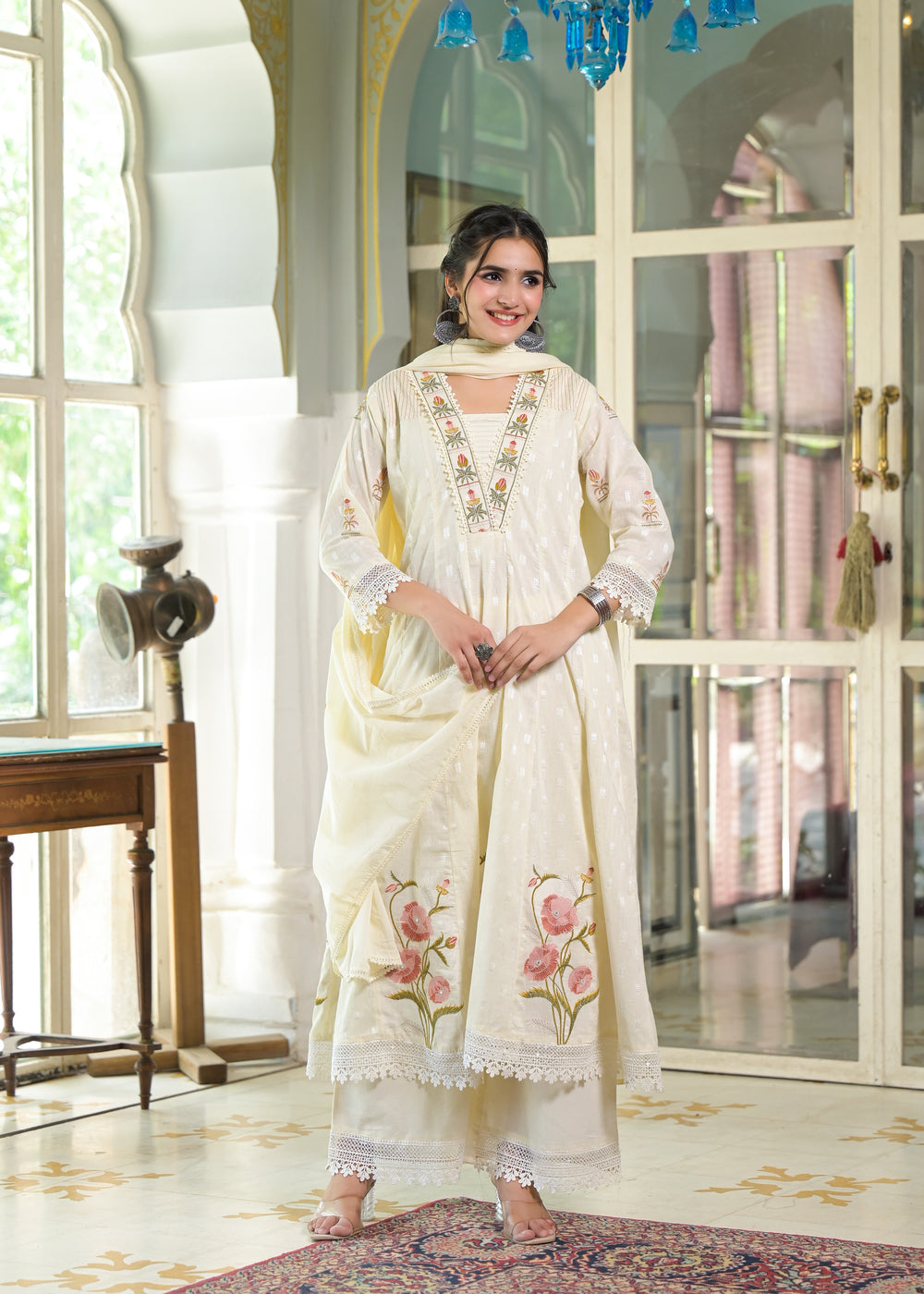 Soul Armor Elegant Embroidered Kurta Set