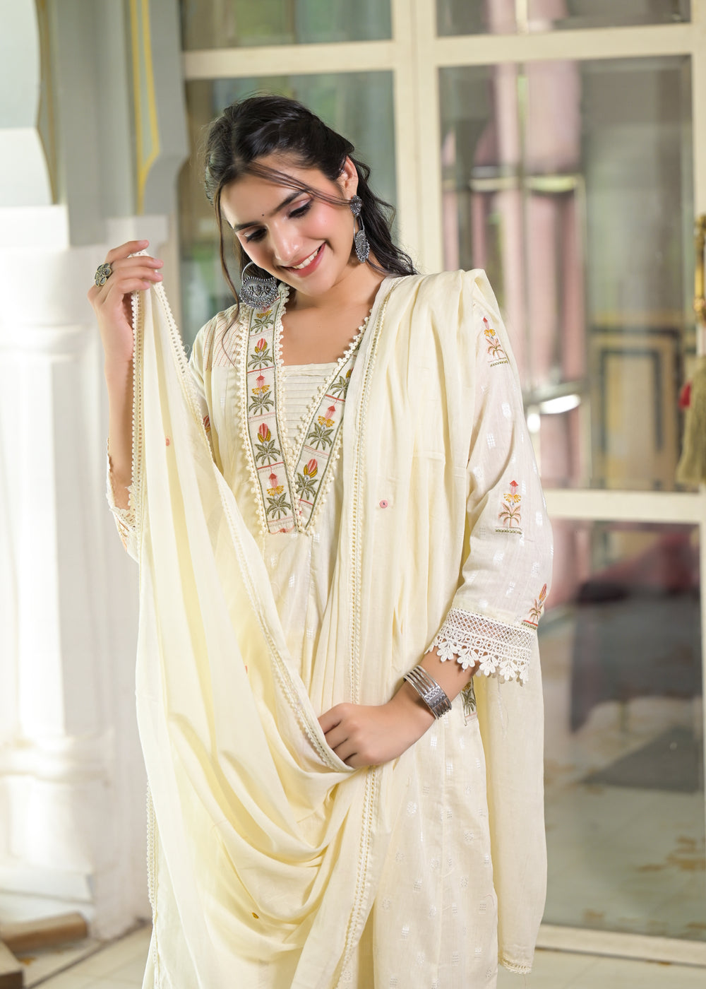 Soul Armor Elegant Embroidered Kurta Set