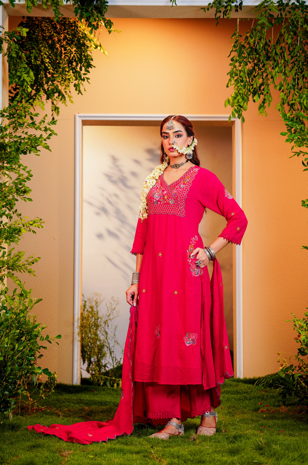 Soul Armor Ethnic Embellished Kurta Set