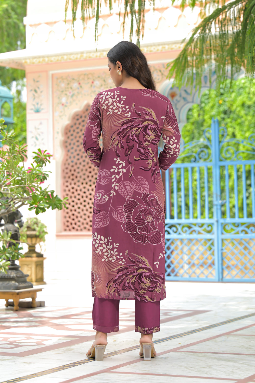 Soul Armor Floral Design Straight Kurta Set