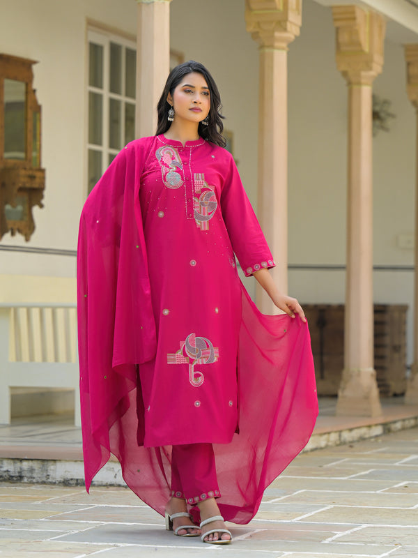 Soul Armor Solid Embroidered Kurta Set