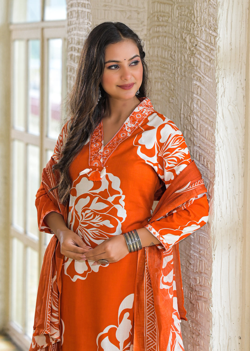Soul Armor All-Over Floral Pattern Kurta Set