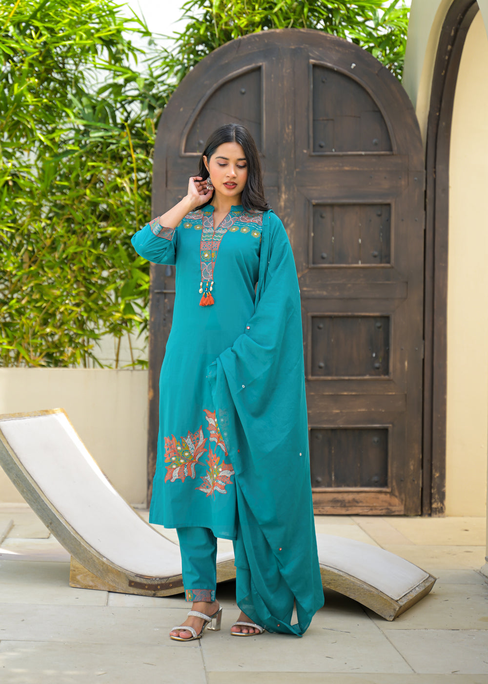 Soul Armor Stylish Neck Embroidered Kurta Set with Pant & Dupatta