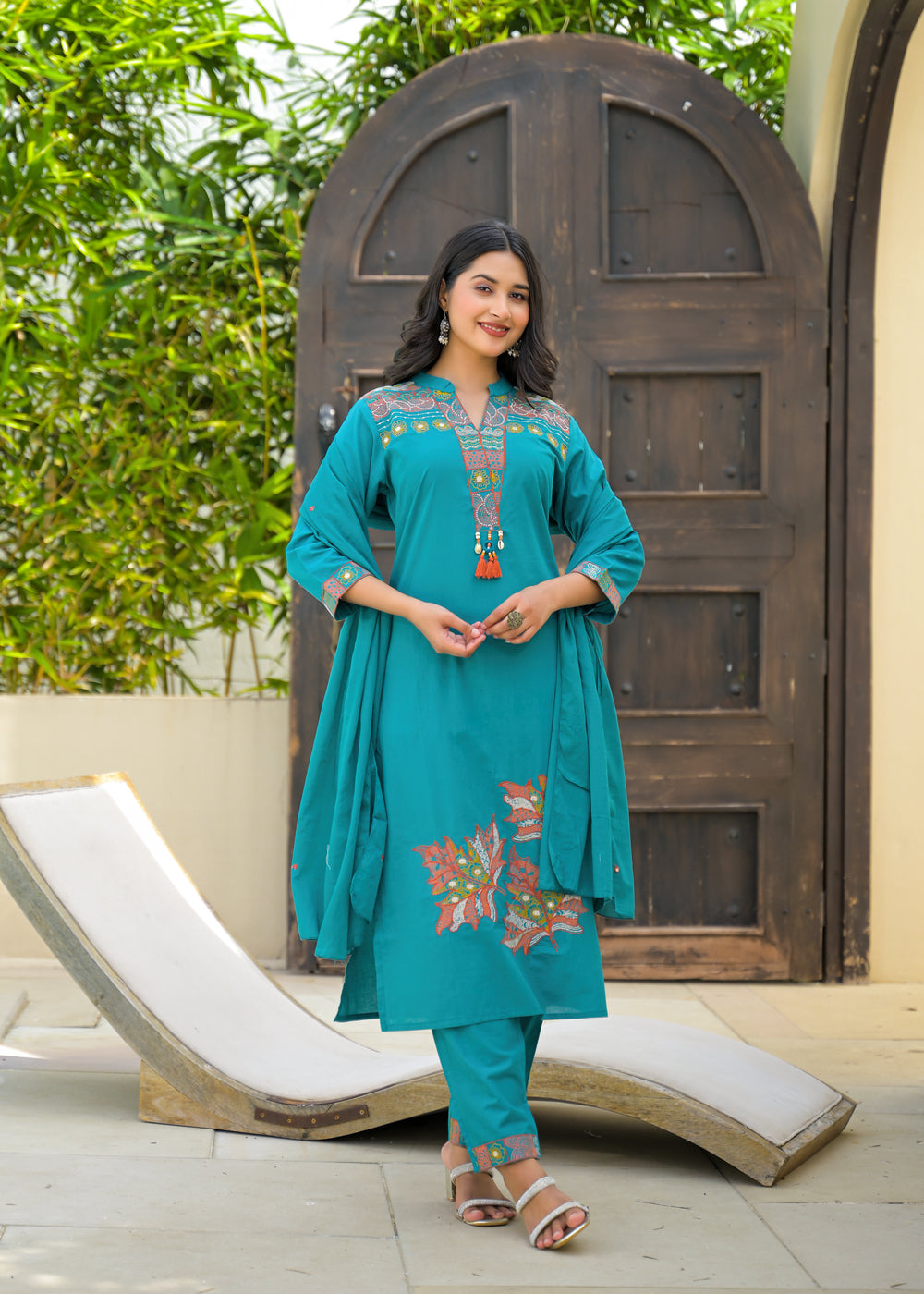Soul Armor Stylish Neck Embroidered Kurta Set with Pant & Dupatta