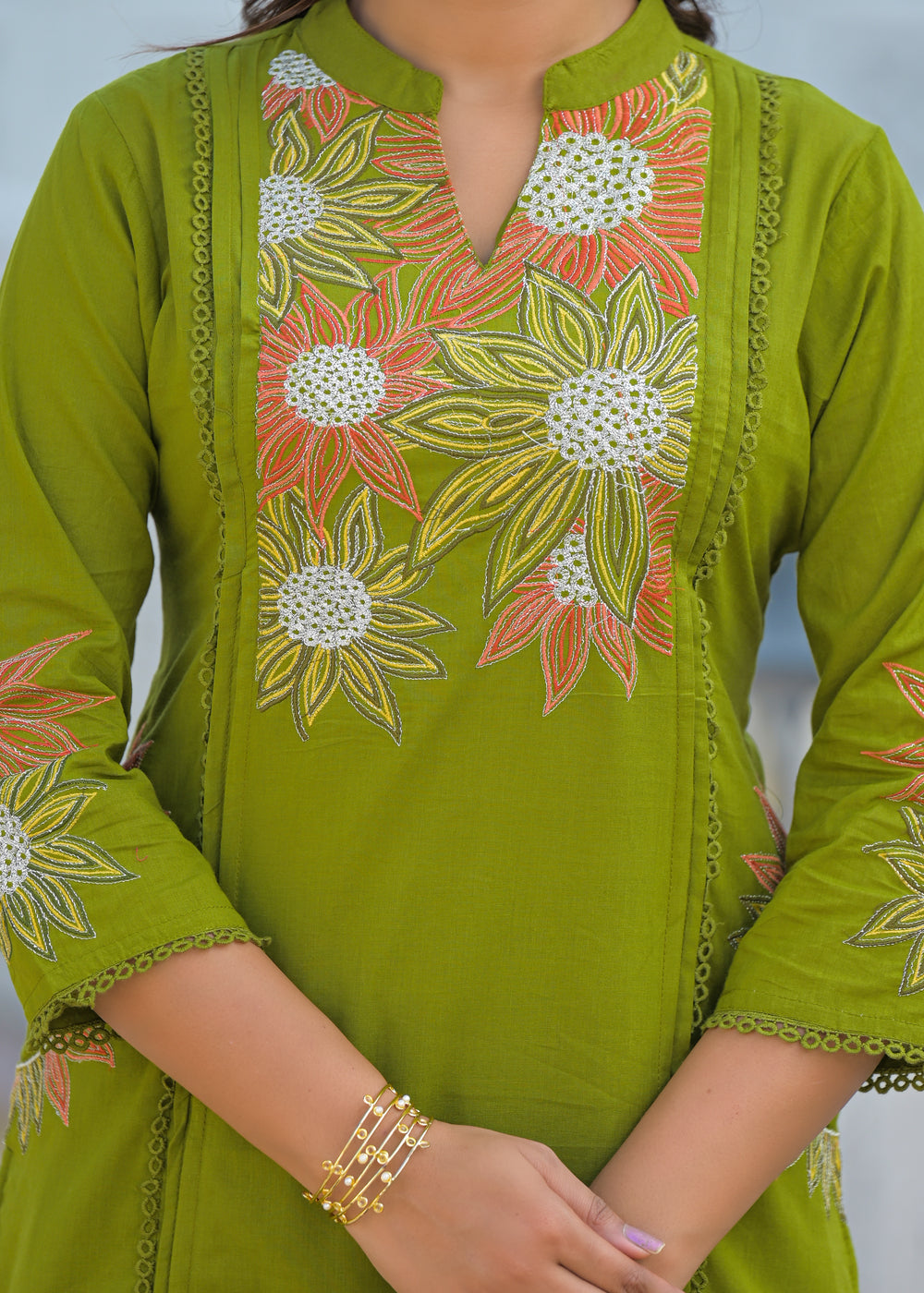 Soul Armor Designer Embroidery Work Kurta Set