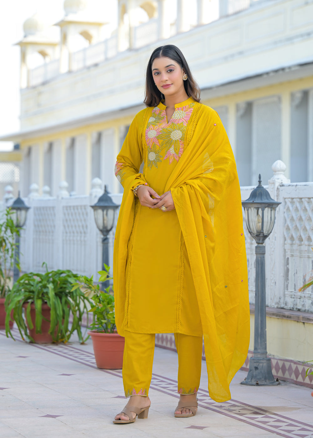 Soul Armor Designer Embroidery Work Kurta Set