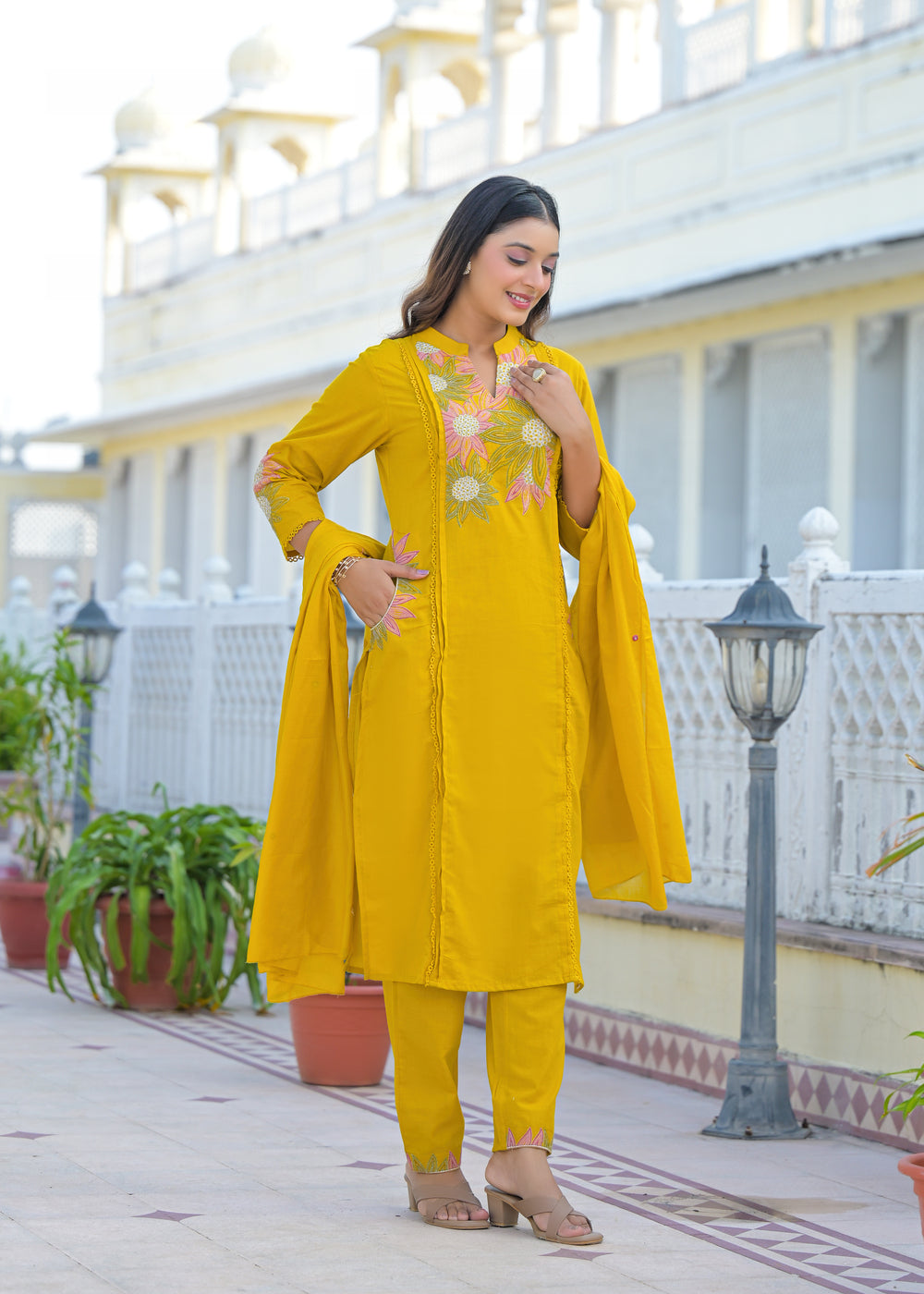 Soul Armor Designer Embroidery Work Kurta Set