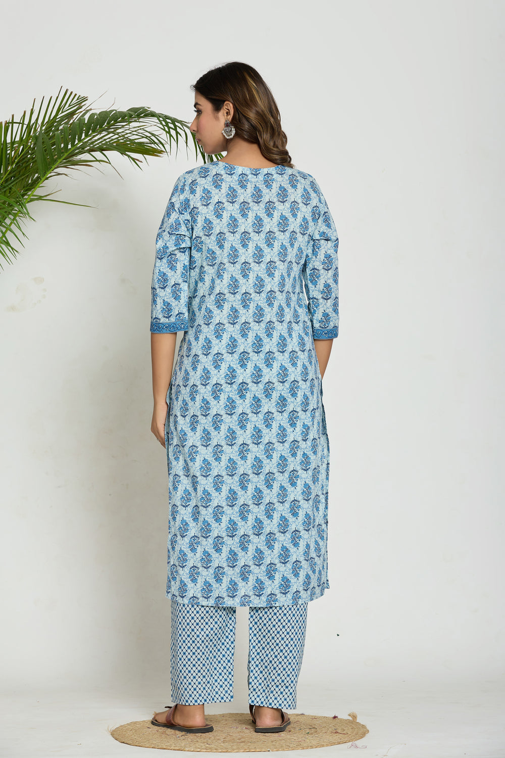 Elevate Ethnic Leaf Motif Women’s Kurta Set