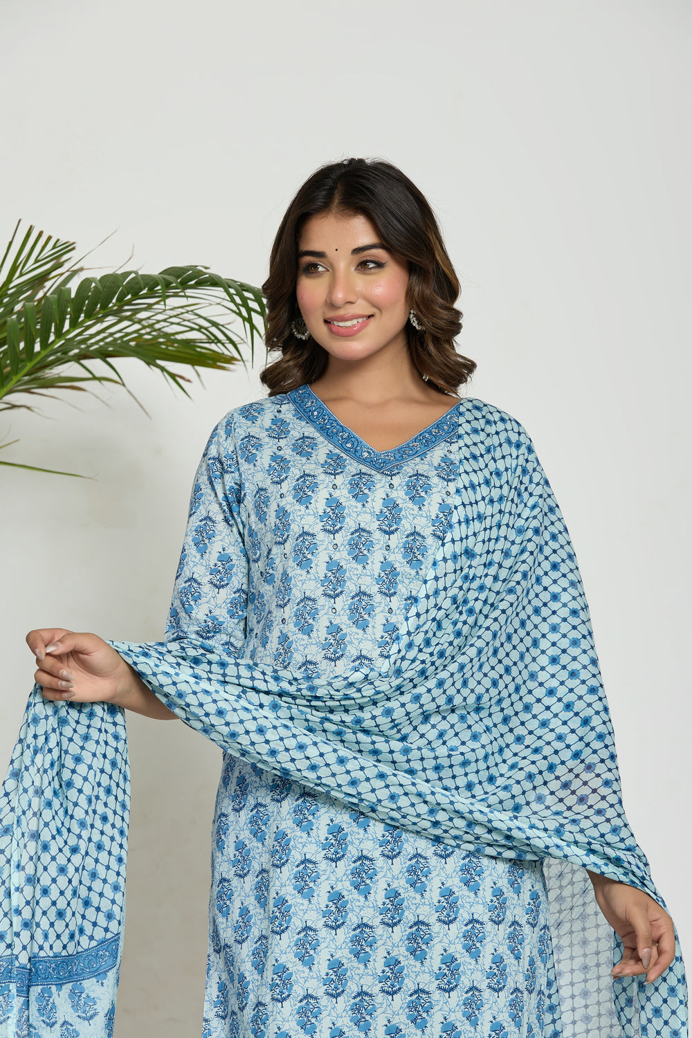 Elevate Ethnic Leaf Motif Women’s Kurta Set