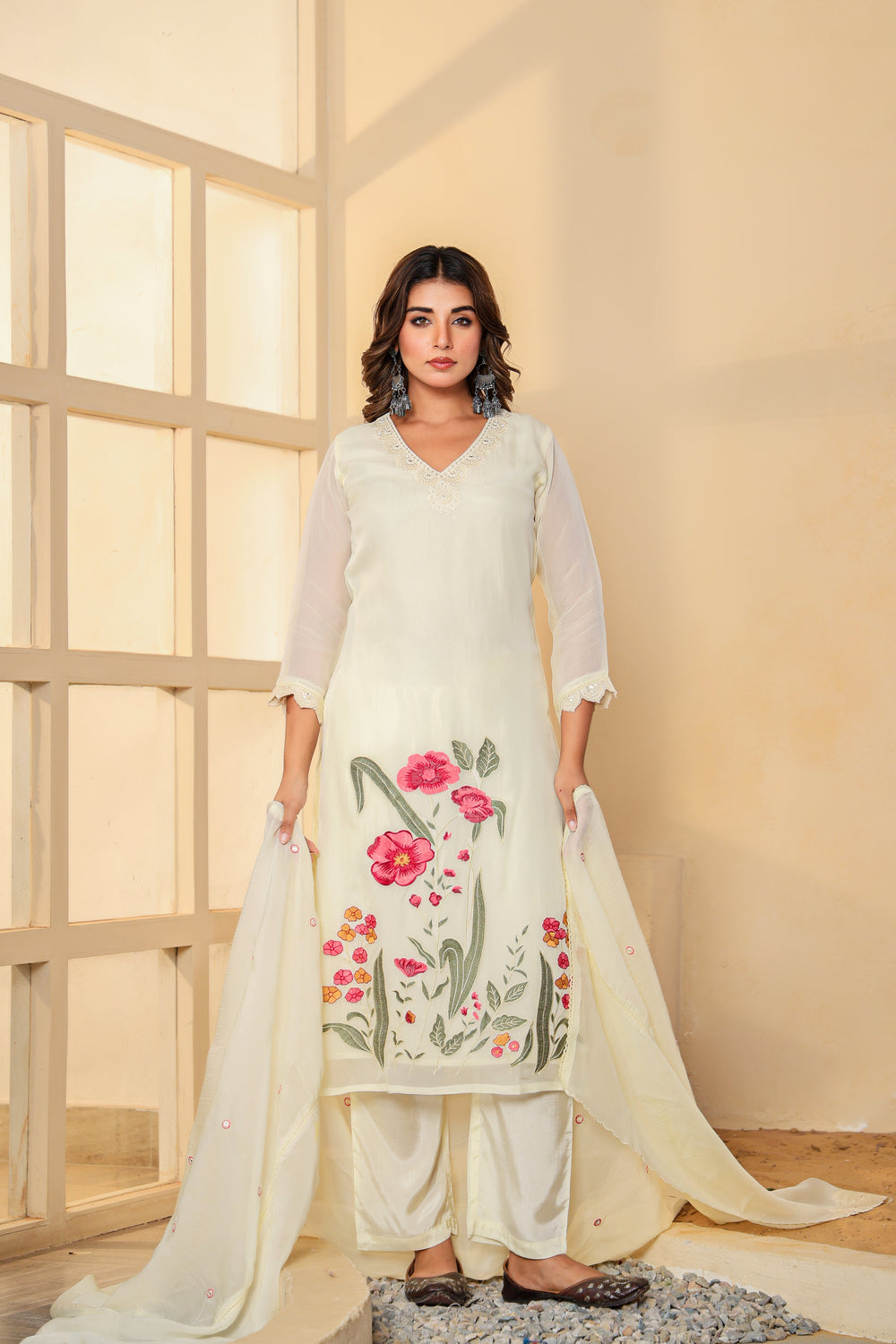 Soul Armor Floral Embroidered Straight Kurta Pant Dupatta Set