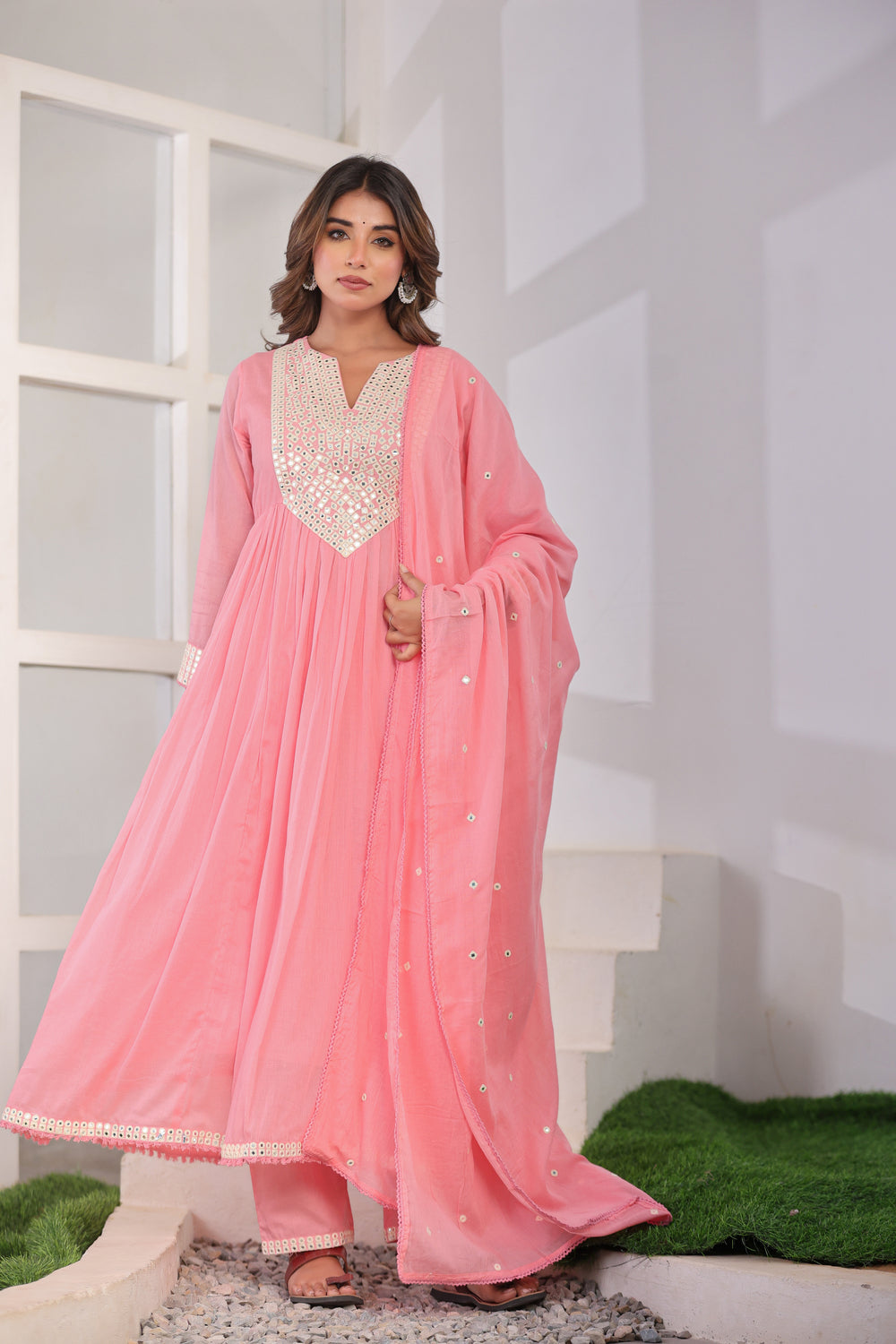 Soul Armor Embellished V-Neck Anarkali Kurta Set