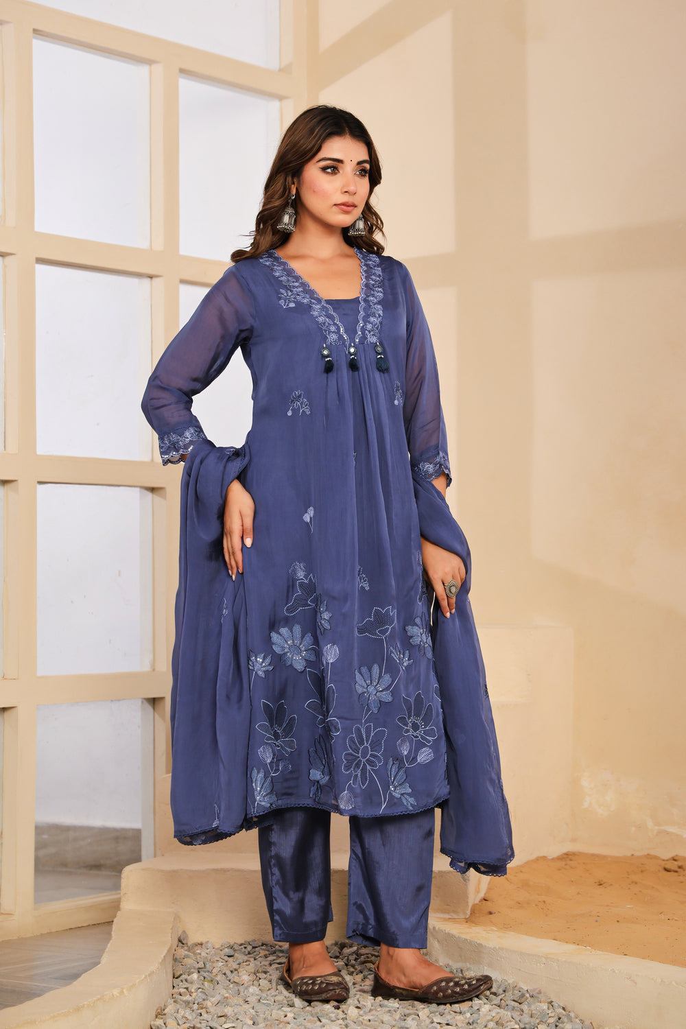 Soul Armor Floral Embellished Straight Kurta Set
