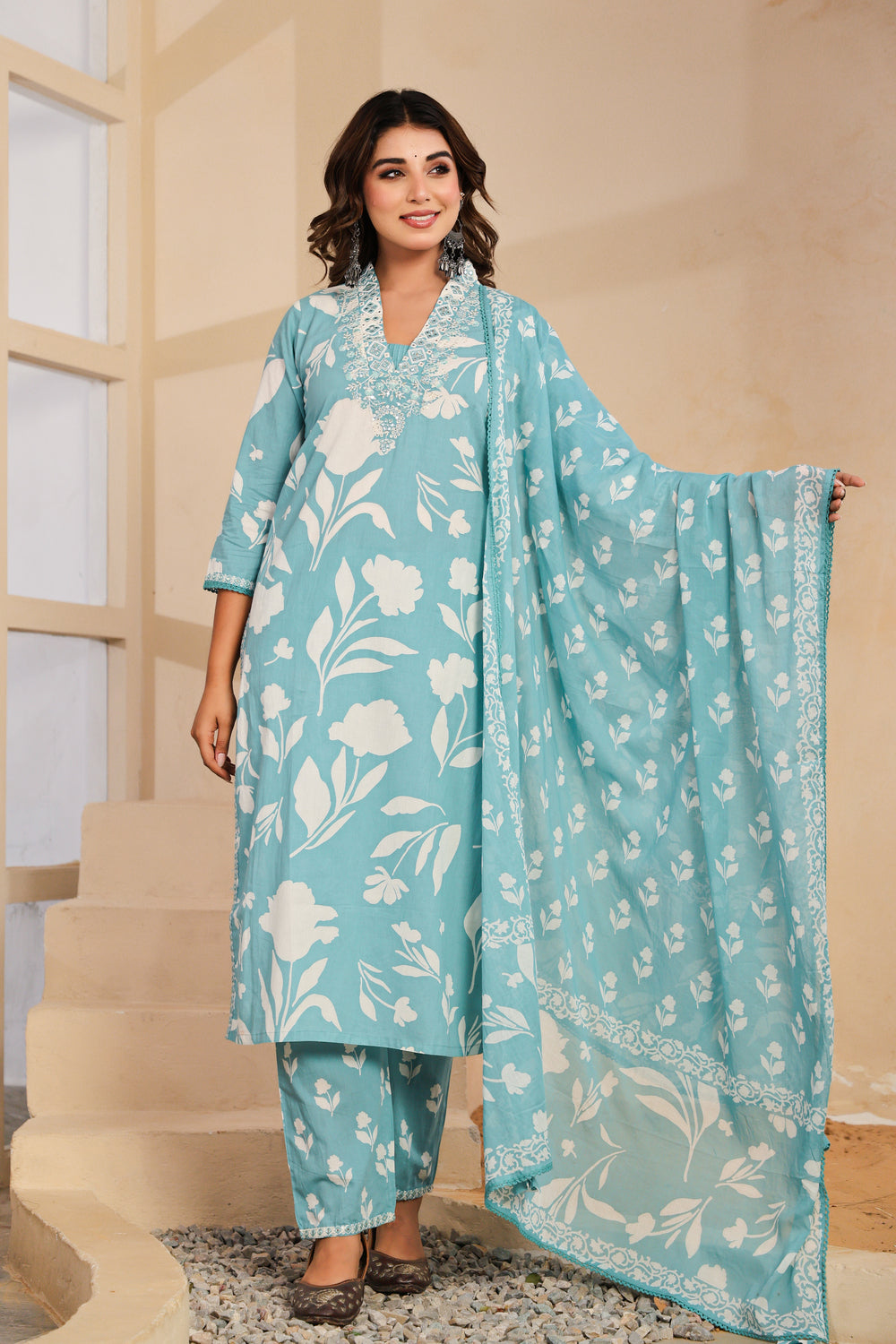 Soul Armor Ethnic Motif Printed Kurta Pant Dupatta Suit Set