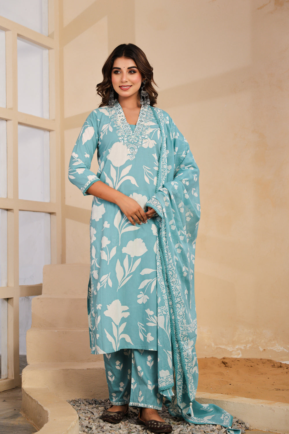 Soul Armor Ethnic Motif Printed Kurta Pant Dupatta Suit Set