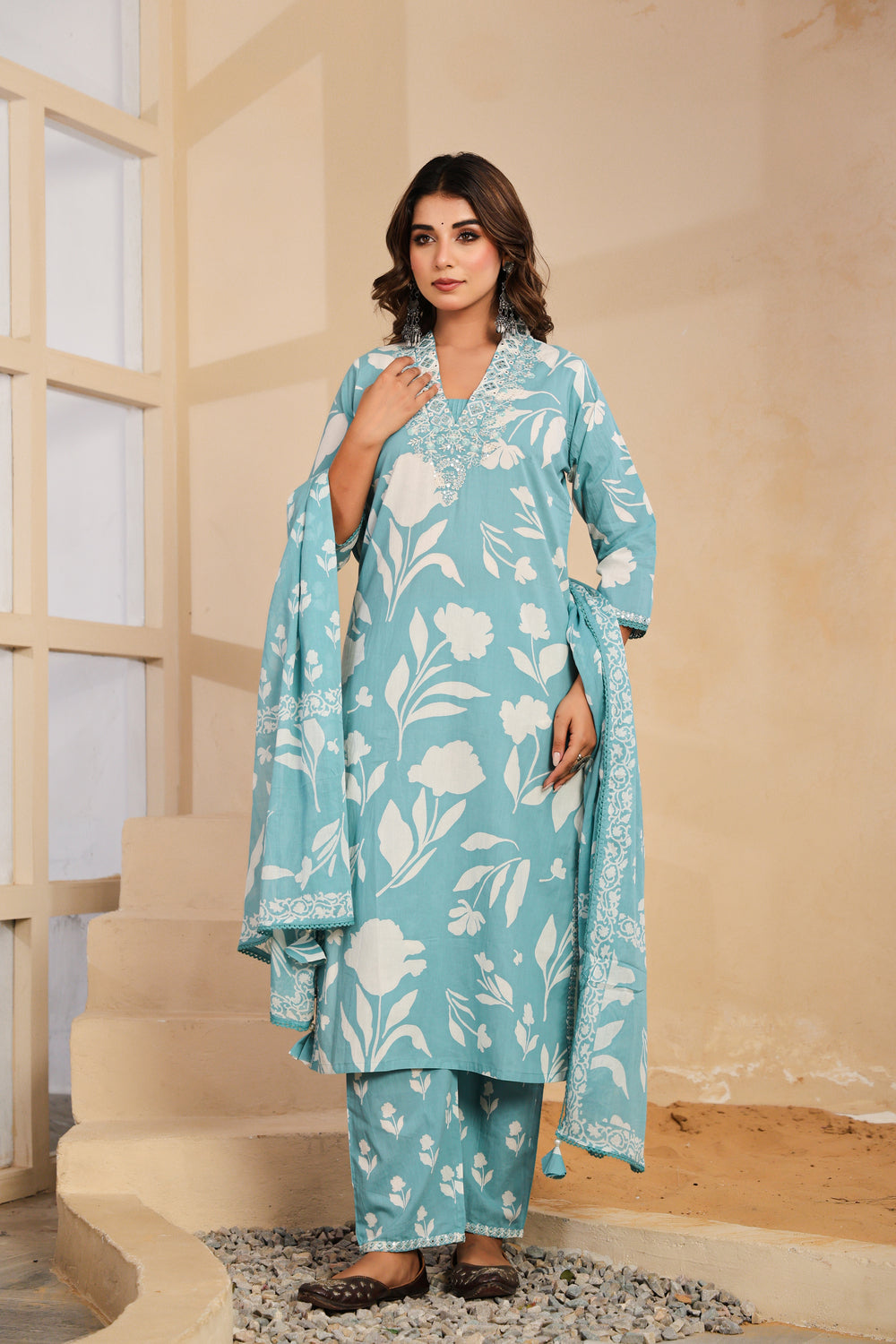 Soul Armor Ethnic Motif Printed Kurta Pant Dupatta Suit Set