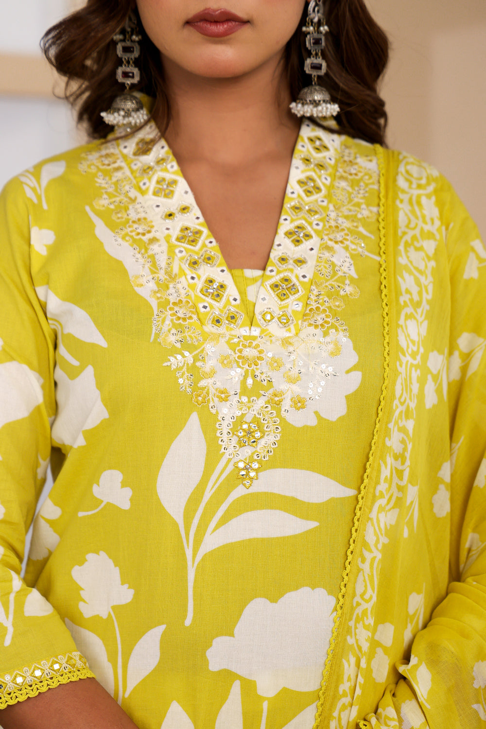 Soul Armor Ethnic Motif Printed Kurta Pant Dupatta Suit Set