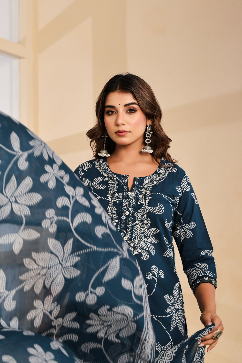 Soul Armor Floral Printed Kurta Pant Dupatta Set
