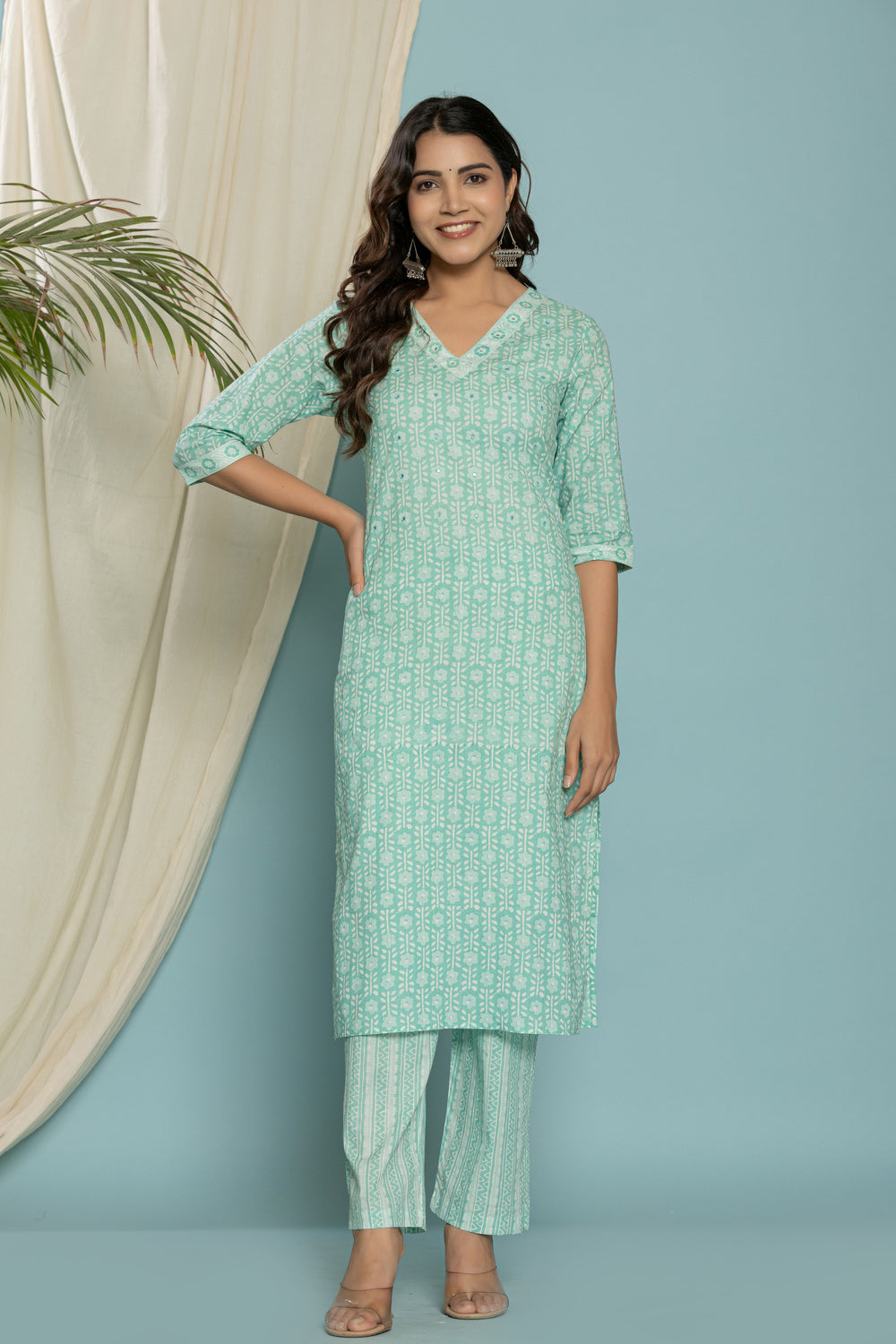 Elevate Elegant Lavender Ethnic Pattern Three-Piece Kurti Set