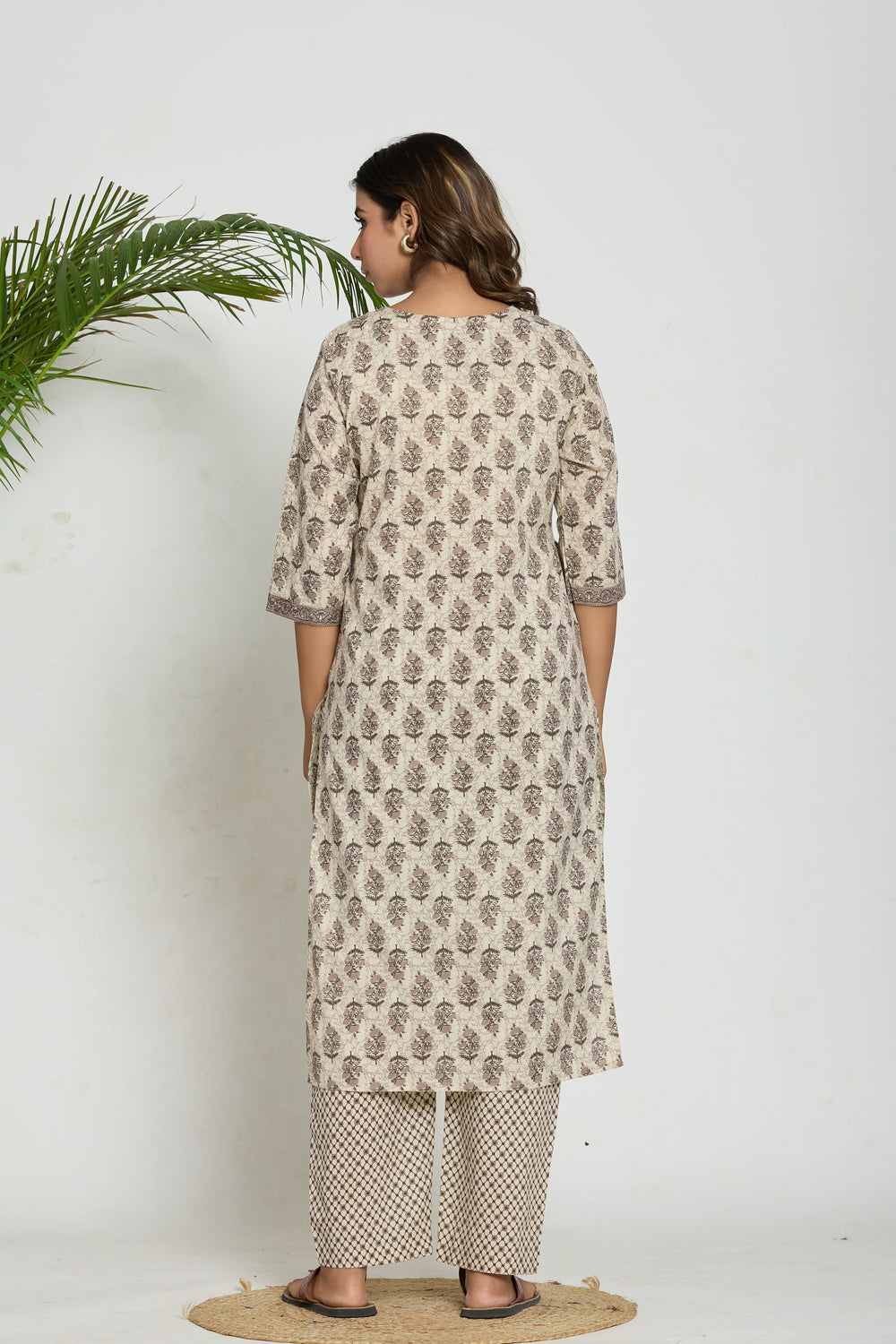 Elevate Ethnic Leaf Motif Women’s Kurta Set