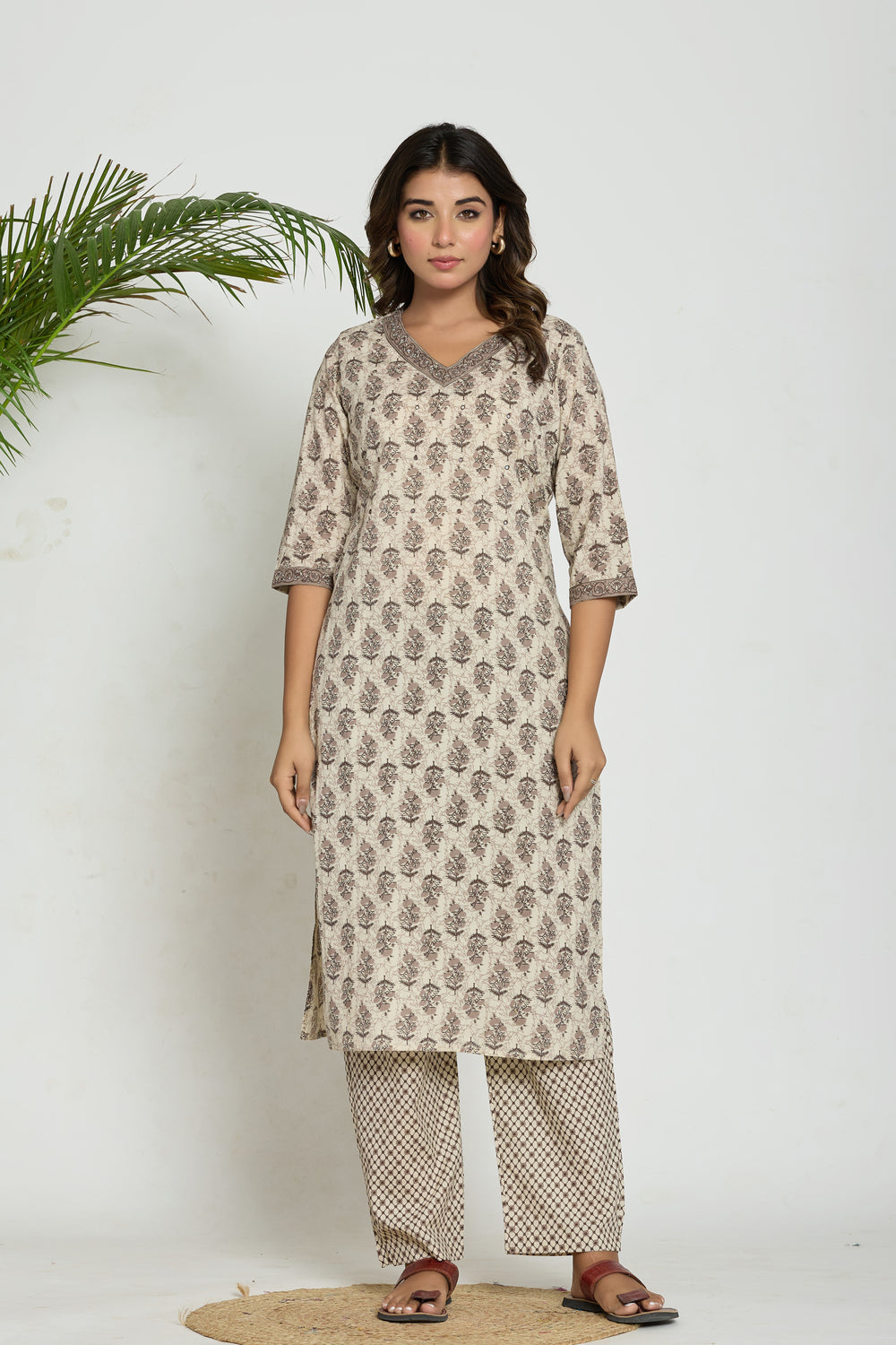 Elevate Ethnic Leaf Motif Women’s Kurta Set