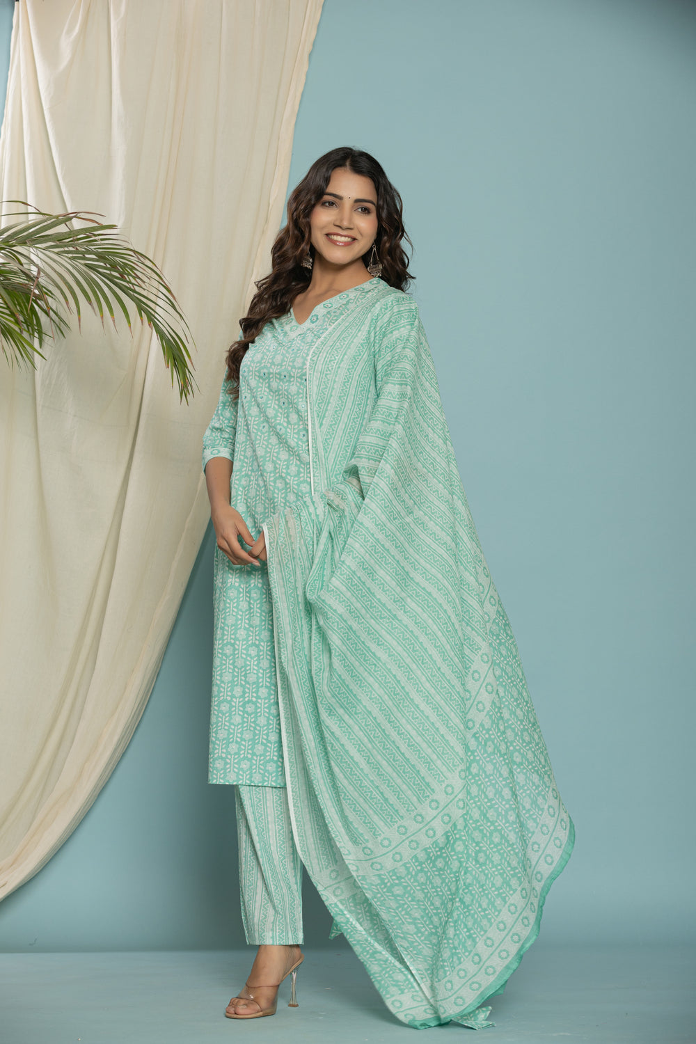 Elevate Elegant Lavender Ethnic Pattern Three-Piece Kurti Set
