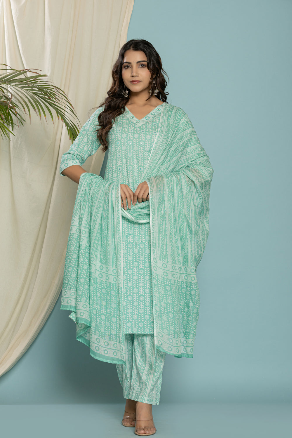 Elevate Elegant Lavender Ethnic Pattern Three-Piece Kurti Set