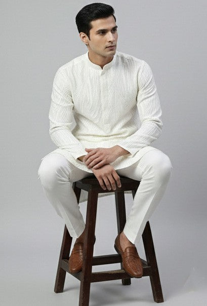 Soul Armor Mens White Subtle Textured All-Over Ethnic Print  Full Sleeve Kurta Set