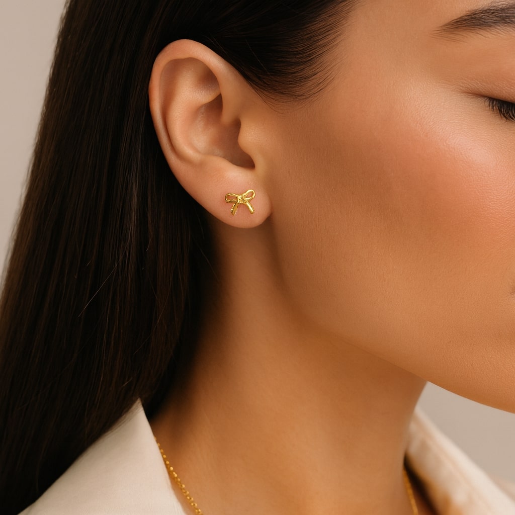 Bow Stud