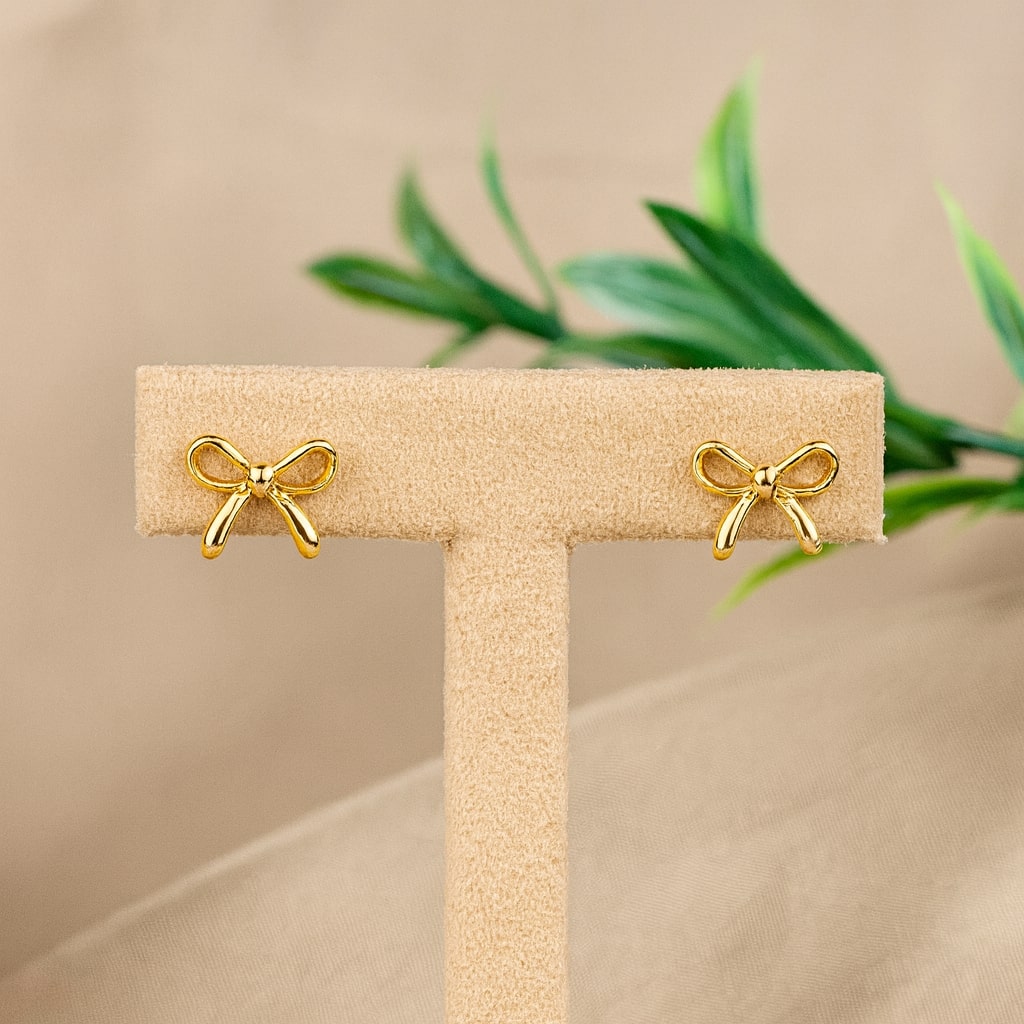 Bow Stud
